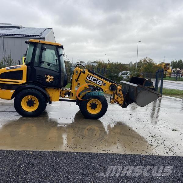 JCB TM220 Naudoti ratiniai krautuvai