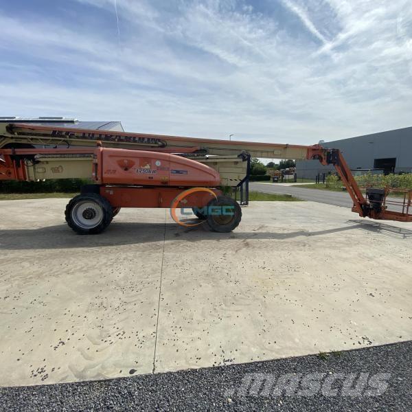 JLG 1250AJP Alkūniniai keltuvai
