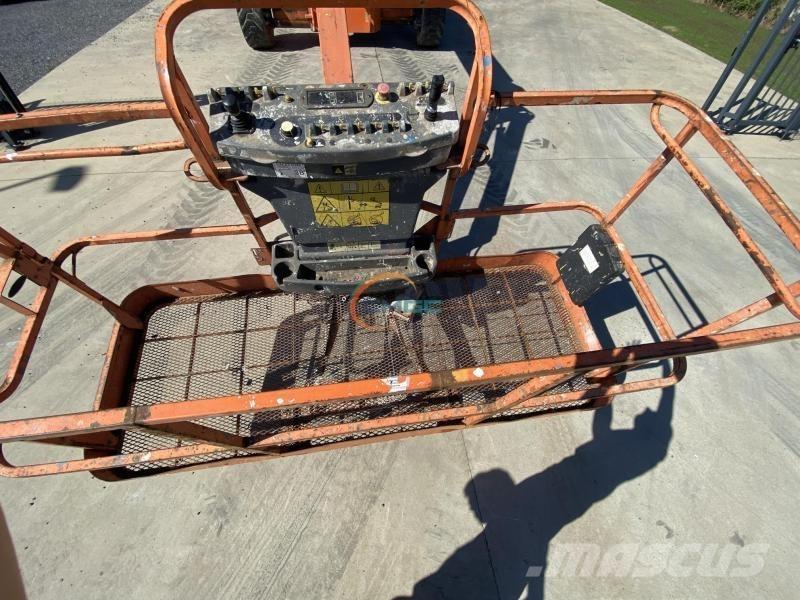 JLG 1250AJP Alkūniniai keltuvai