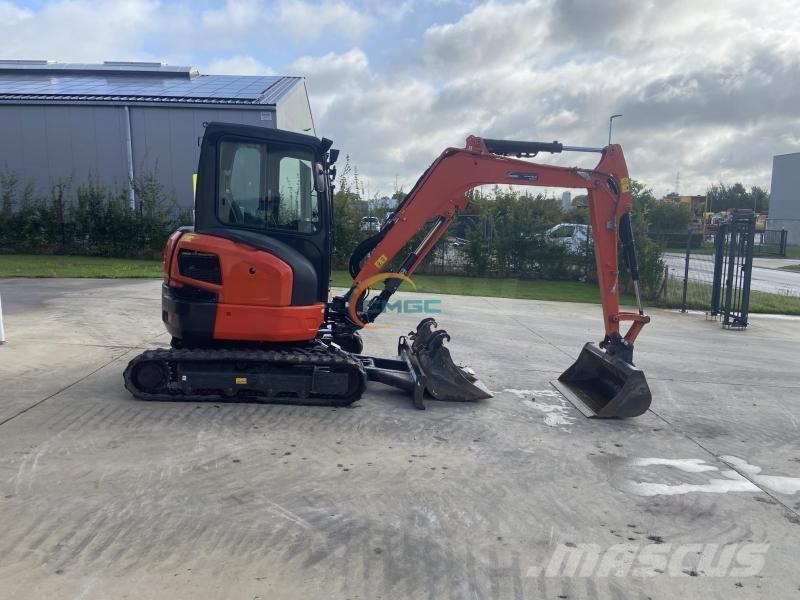 Kubota U36-4 Ratiniai ekskavatoriai