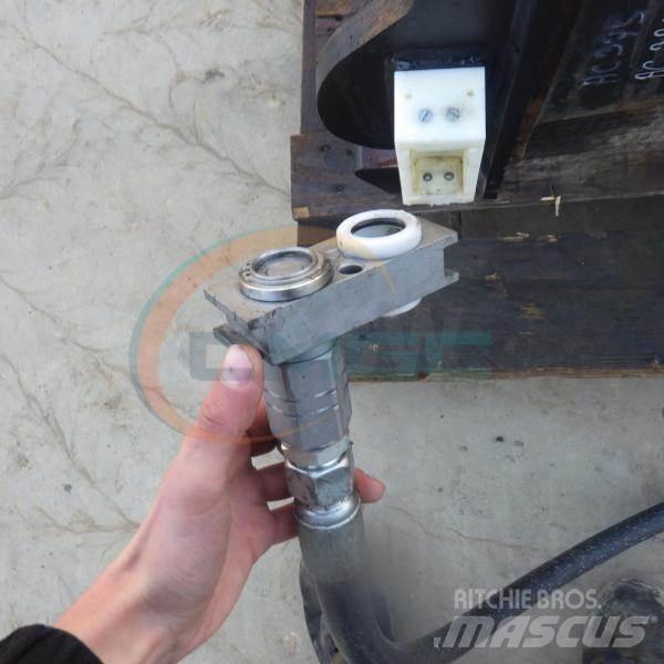 Sandvik CB45S Hidrauliniai kūjai / Trupintuvai