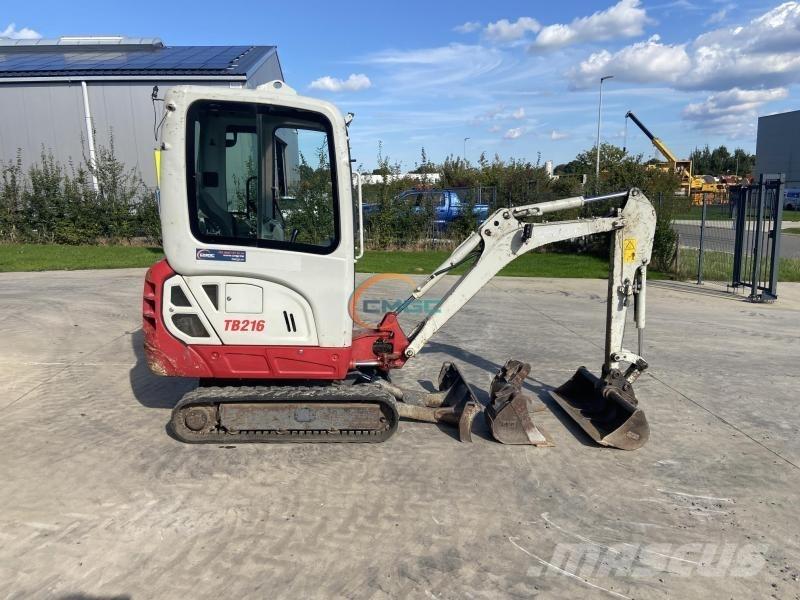 Takeuchi TB216 Ratiniai ekskavatoriai
