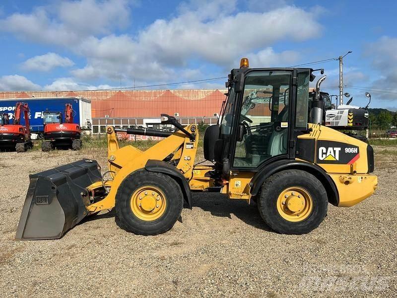 CAT 906H Naudoti ratiniai krautuvai