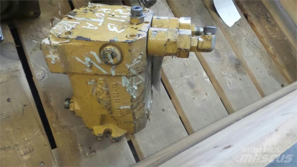 CAT 211B Hidraulikos įrenginiai