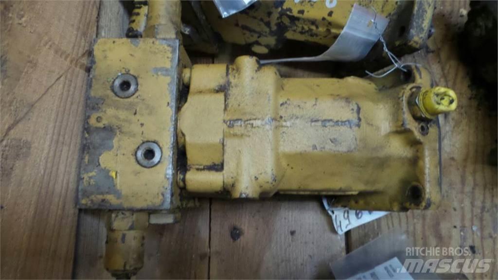 CAT 211B Hidraulikos įrenginiai