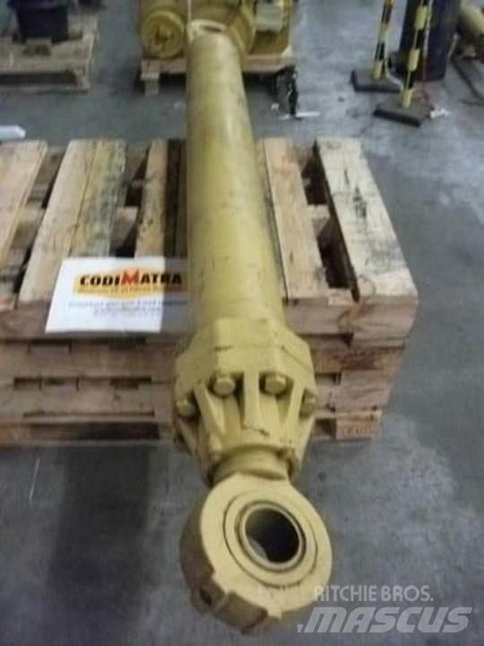 CAT 235 Hidraulikos įrenginiai
