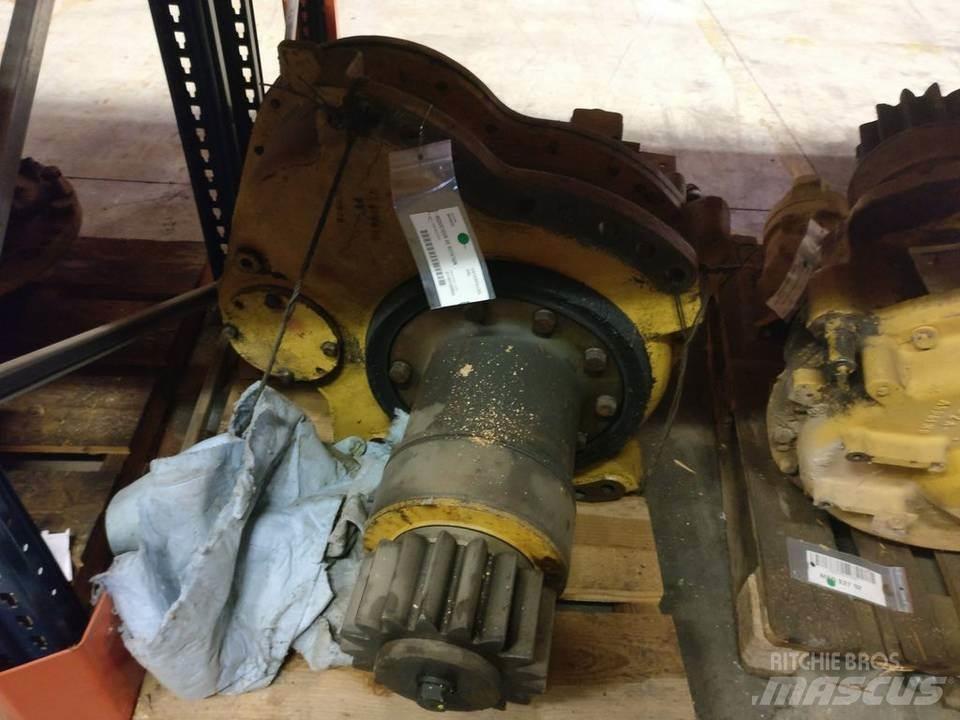 CAT 245 Transmisijos