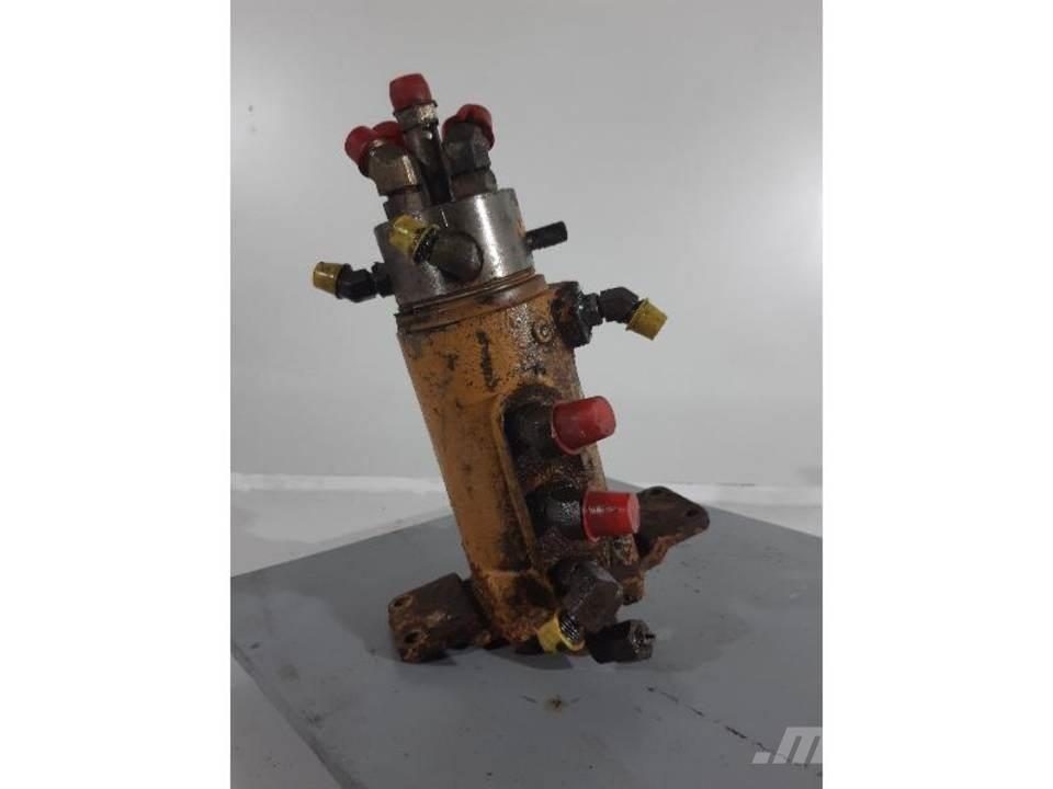 CAT 302.5 Hidraulikos įrenginiai