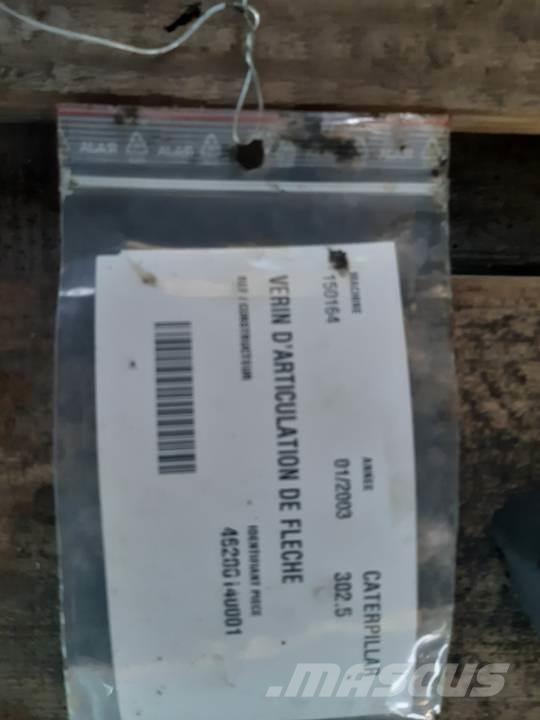 CAT 302.5 Hidraulikos įrenginiai