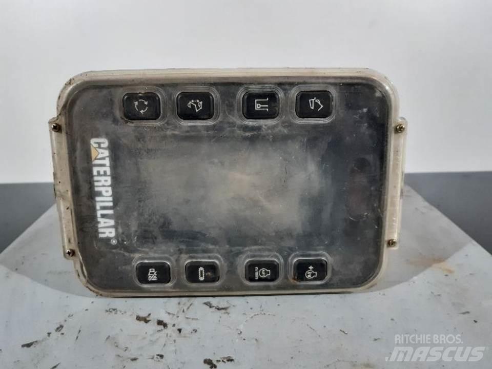 CAT 317BL Kabinos ir interjeras