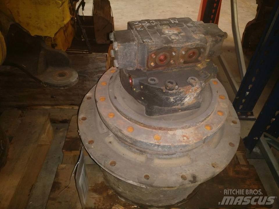 CAT 320 Transmisijos