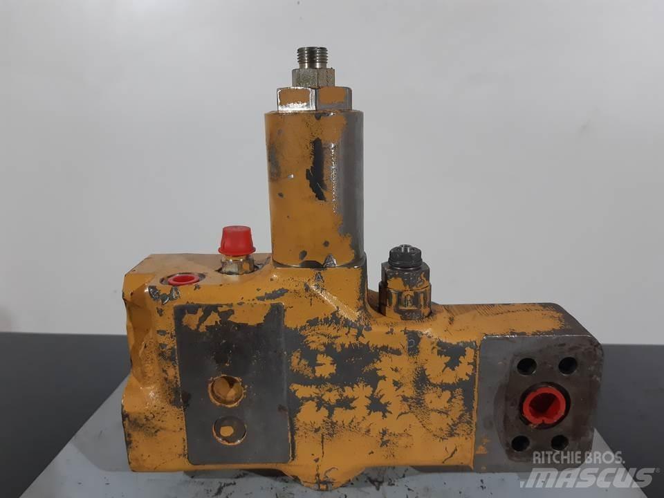 CAT 320B Hidraulikos įrenginiai