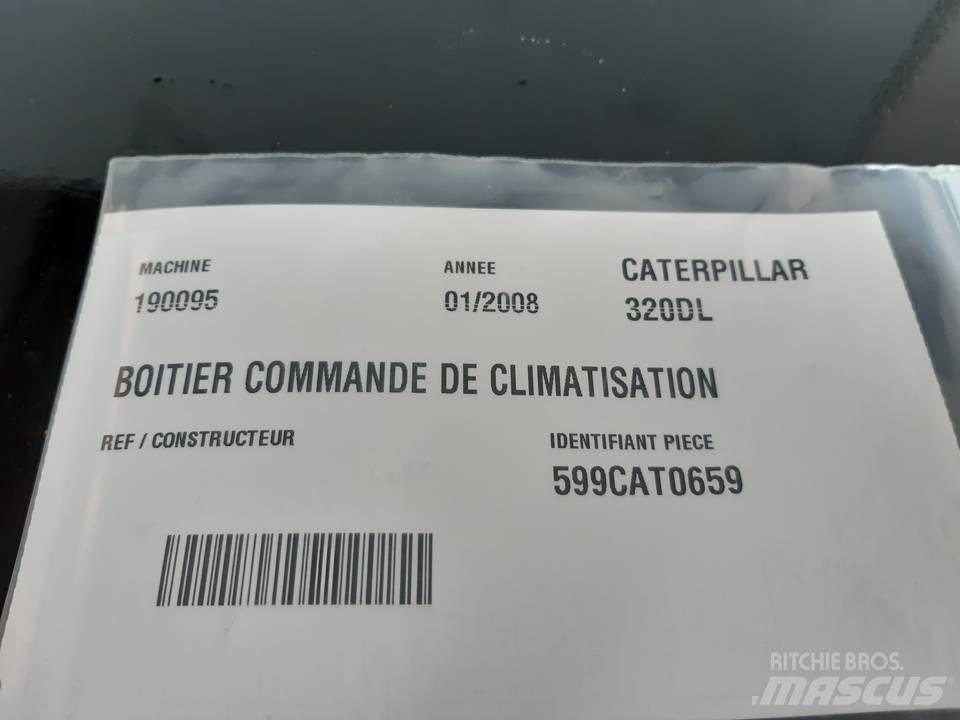 CAT 320DL Kabinos ir interjeras