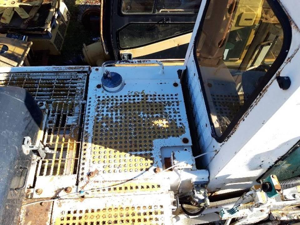 CAT 325LN Kabinos ir interjeras