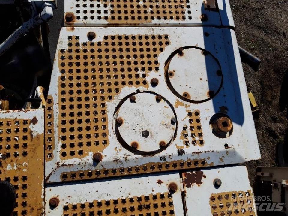 CAT 325LN Kabinos ir interjeras