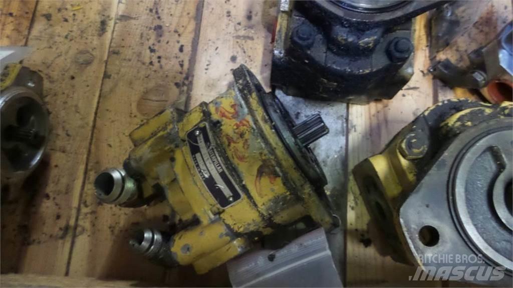 CAT 330B Hidraulikos įrenginiai