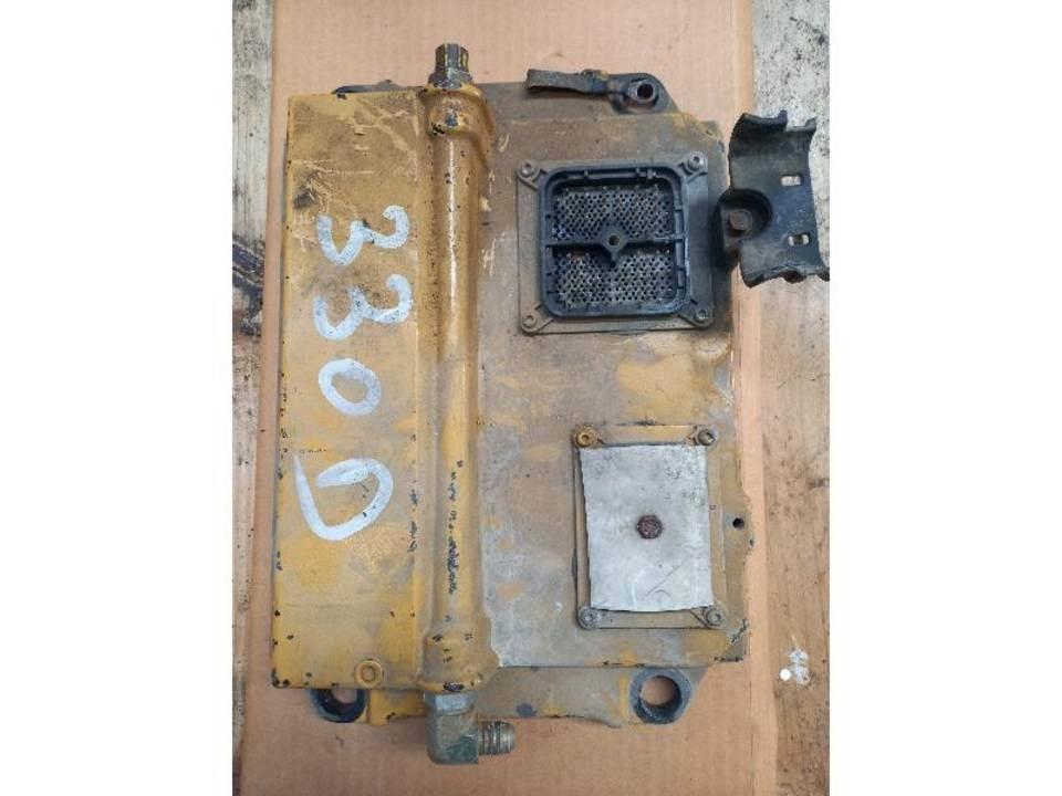 CAT 330D Kabinos ir interjeras