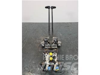 CAT 336DL Kabinos ir interjeras