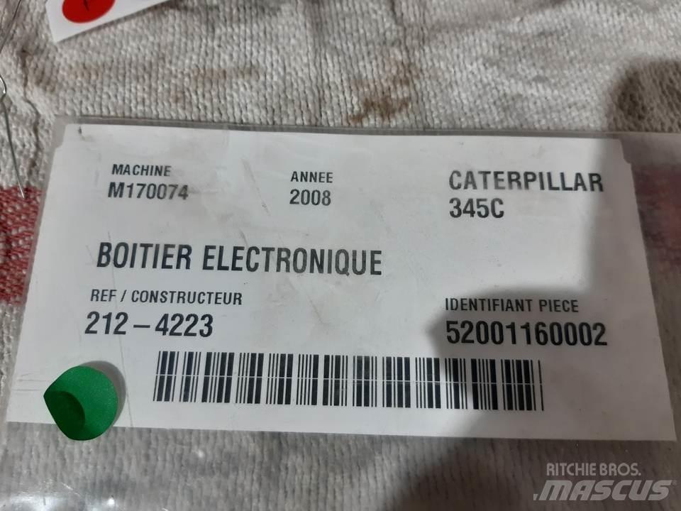 CAT 345C Kabinos ir interjeras