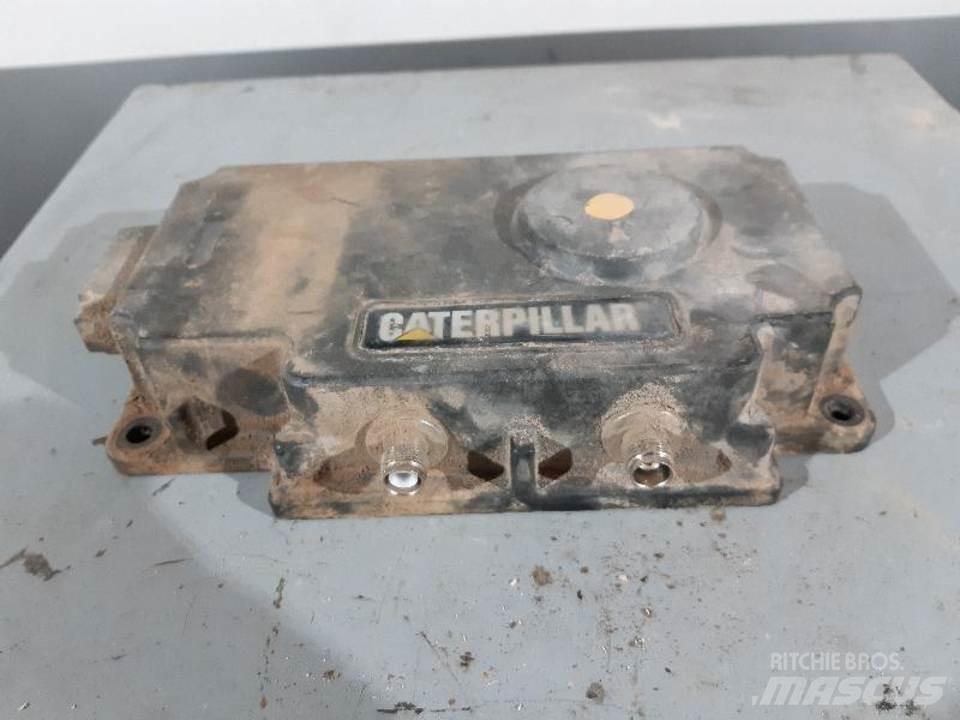 CAT 345C Kabinos ir interjeras