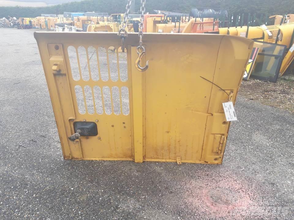CAT 345C Kabinos ir interjeras
