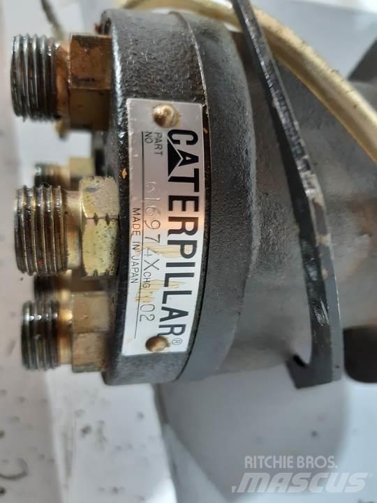 CAT 350 Kabinos ir interjeras