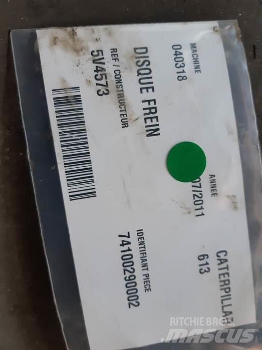 CAT 613 Vikšrai, grandinės ir važiuoklės