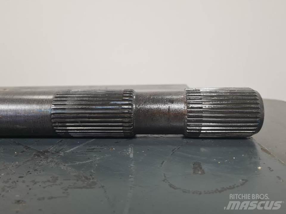 CAT 735 Transmisijos