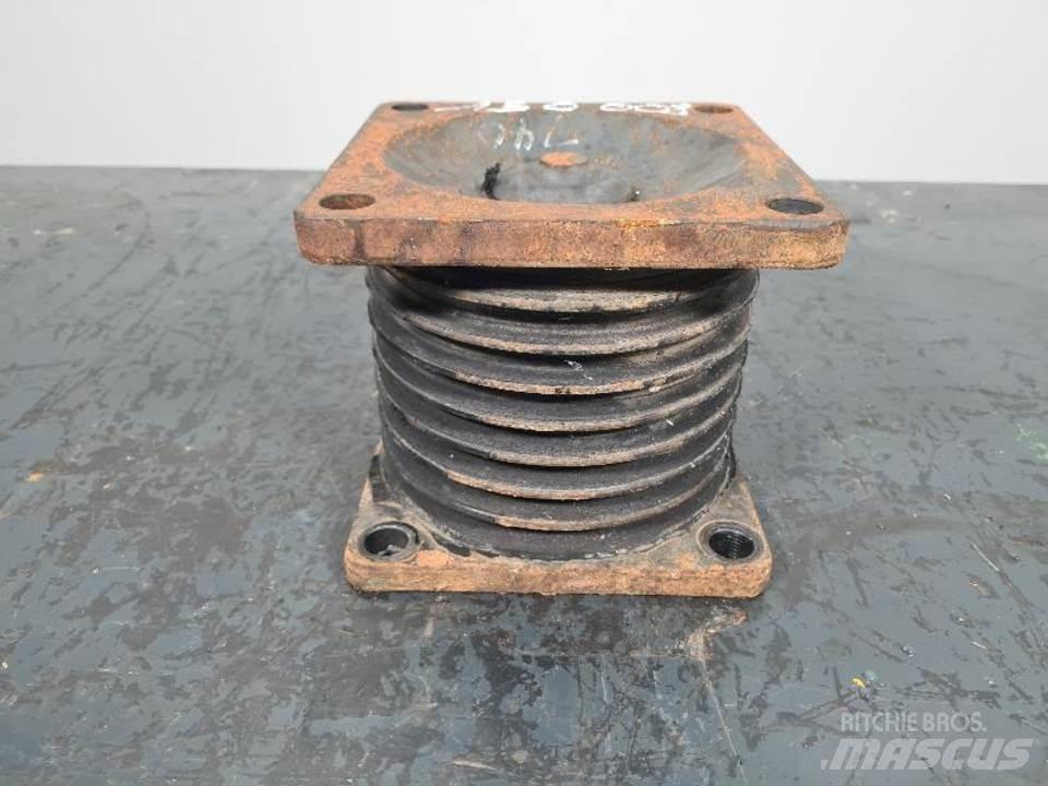 CAT 735 Transmisijos
