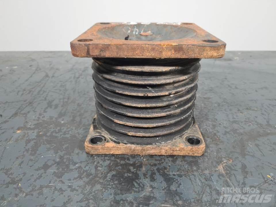 CAT 735 Transmisijos
