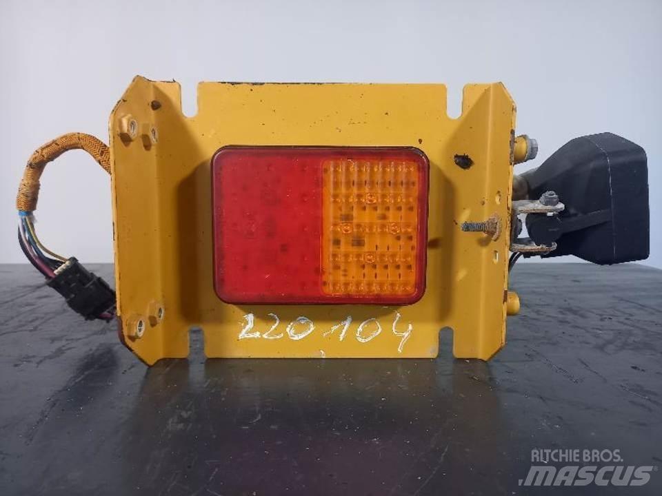 CAT 770 Kabinos ir interjeras