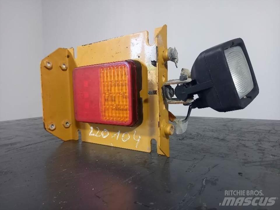 CAT 770 Kabinos ir interjeras