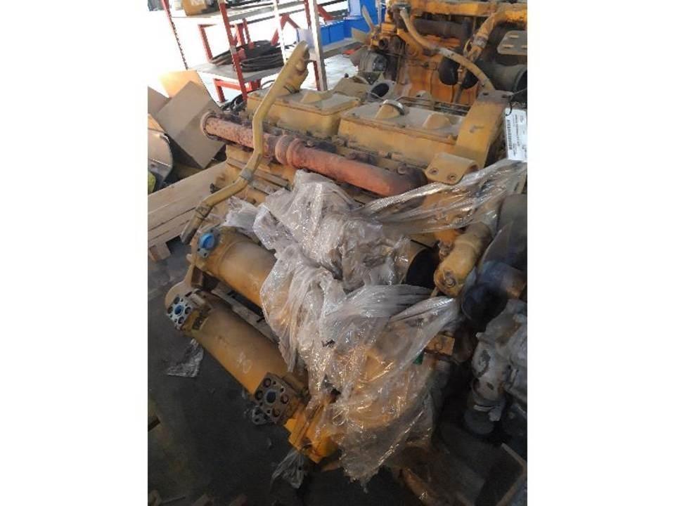 CAT 775B Varikliai