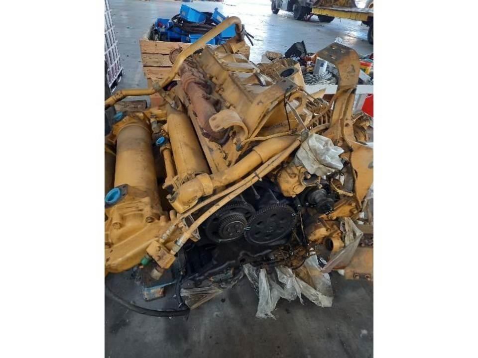 CAT 775B Varikliai