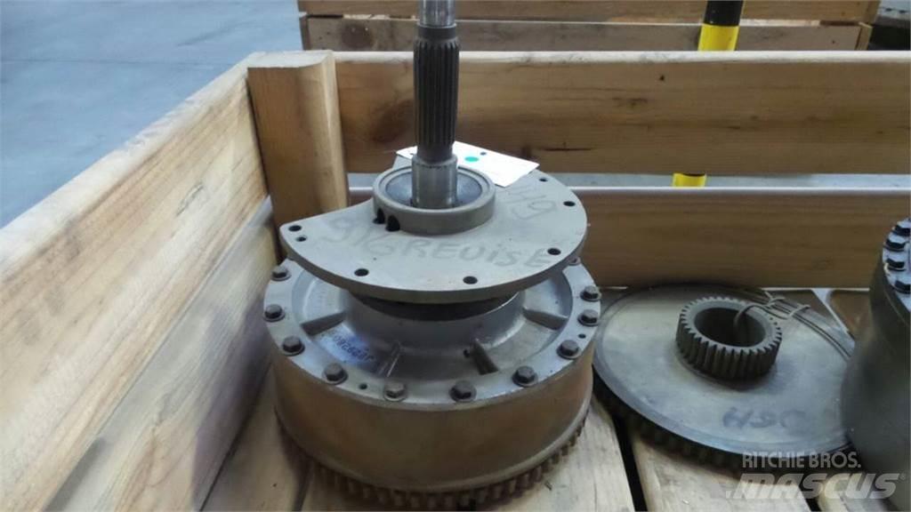 CAT 916 Transmisijos