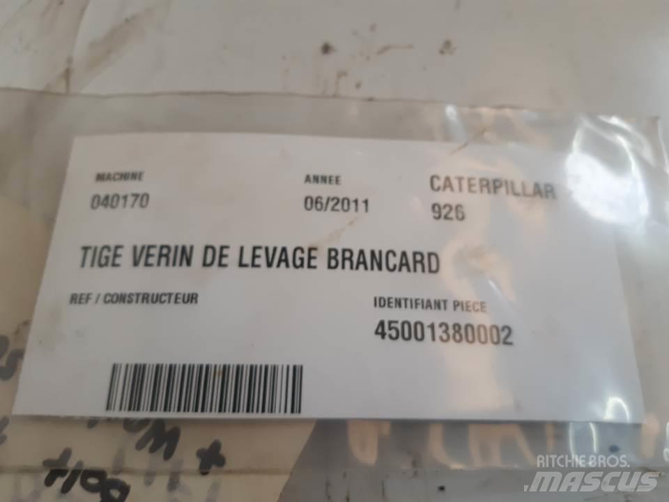 CAT 926 Hidraulikos įrenginiai