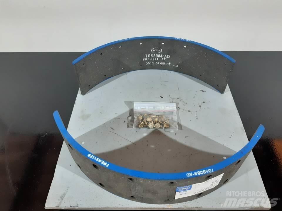 CAT 950 Vikšrai, grandinės ir važiuoklės
