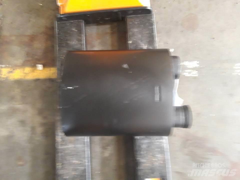 CAT 950B Varikliai