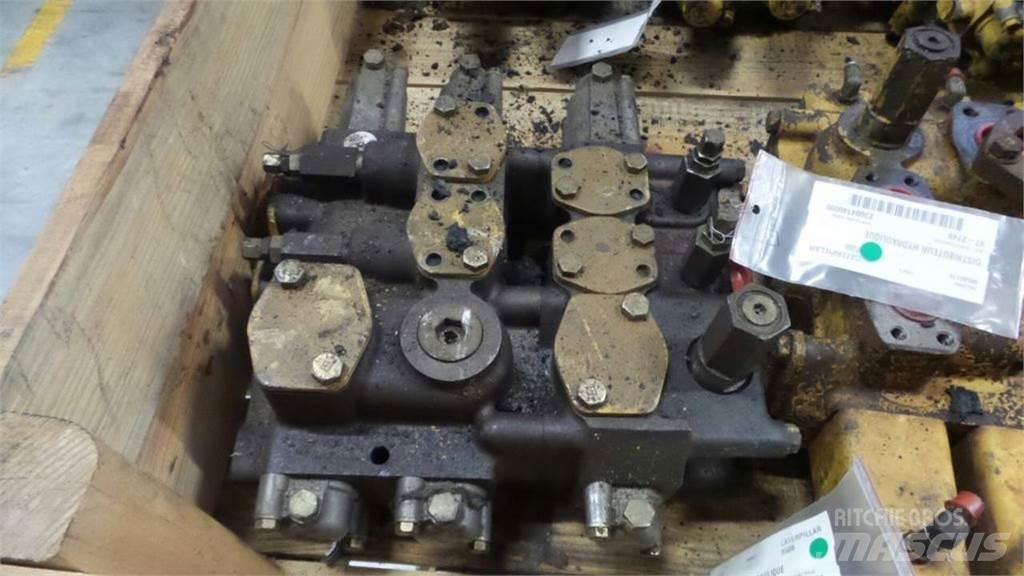 CAT 950B Hidraulikos įrenginiai