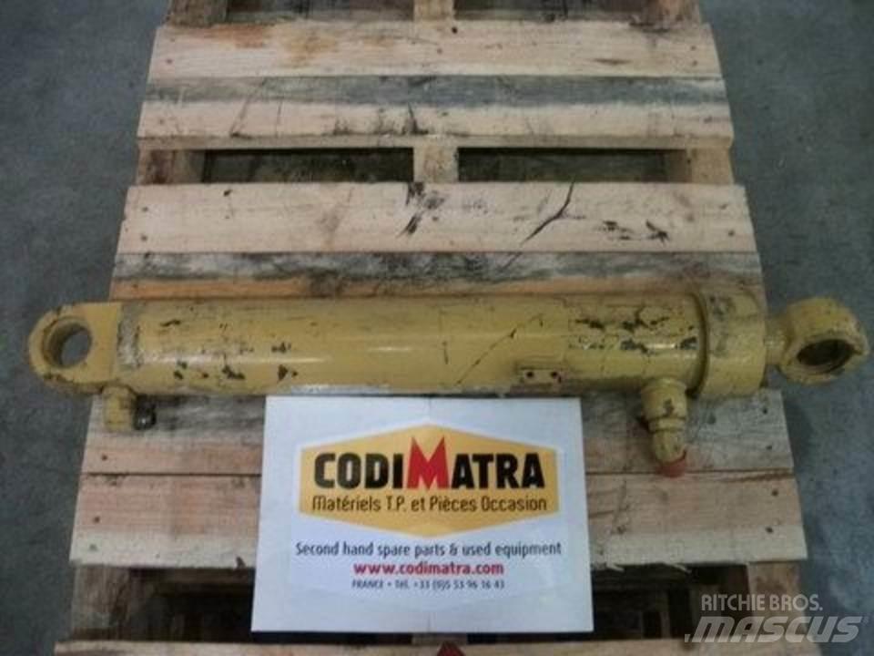 CAT 950B Hidraulikos įrenginiai