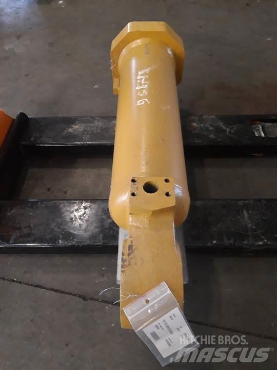 CAT 950F Hidraulikos įrenginiai