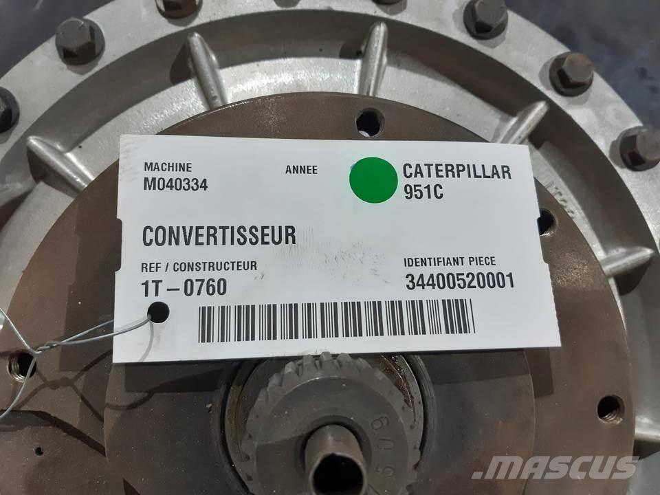 CAT 951C Transmisijos