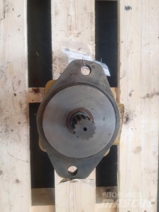 CAT 955K Hidraulikos įrenginiai