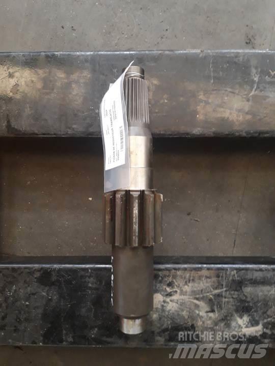 CAT 955K Transmisijos