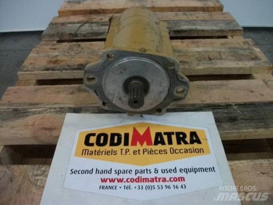 CAT 963 Hidraulikos įrenginiai