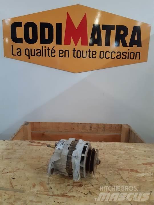 CAT 963B Varikliai