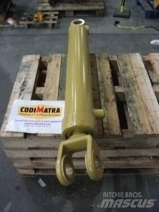 CAT 963C Hidraulikos įrenginiai