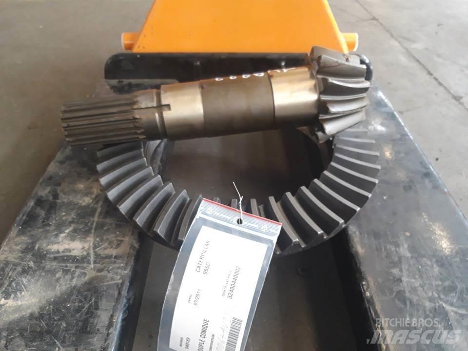 CAT 966C Transmisijos