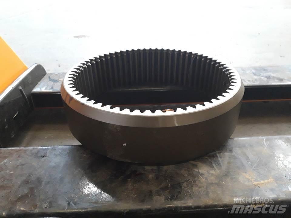 CAT 966C Transmisijos
