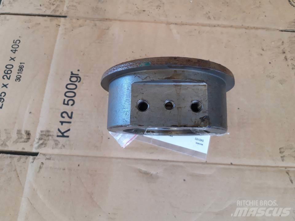 CAT 966C Transmisijos